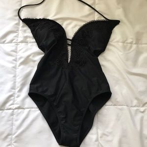 hollister black one piece swimming suit